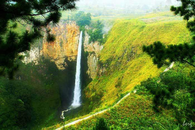 Air Terjun Sipiso Piso, Air Terjun Tertinggi di Indonesia